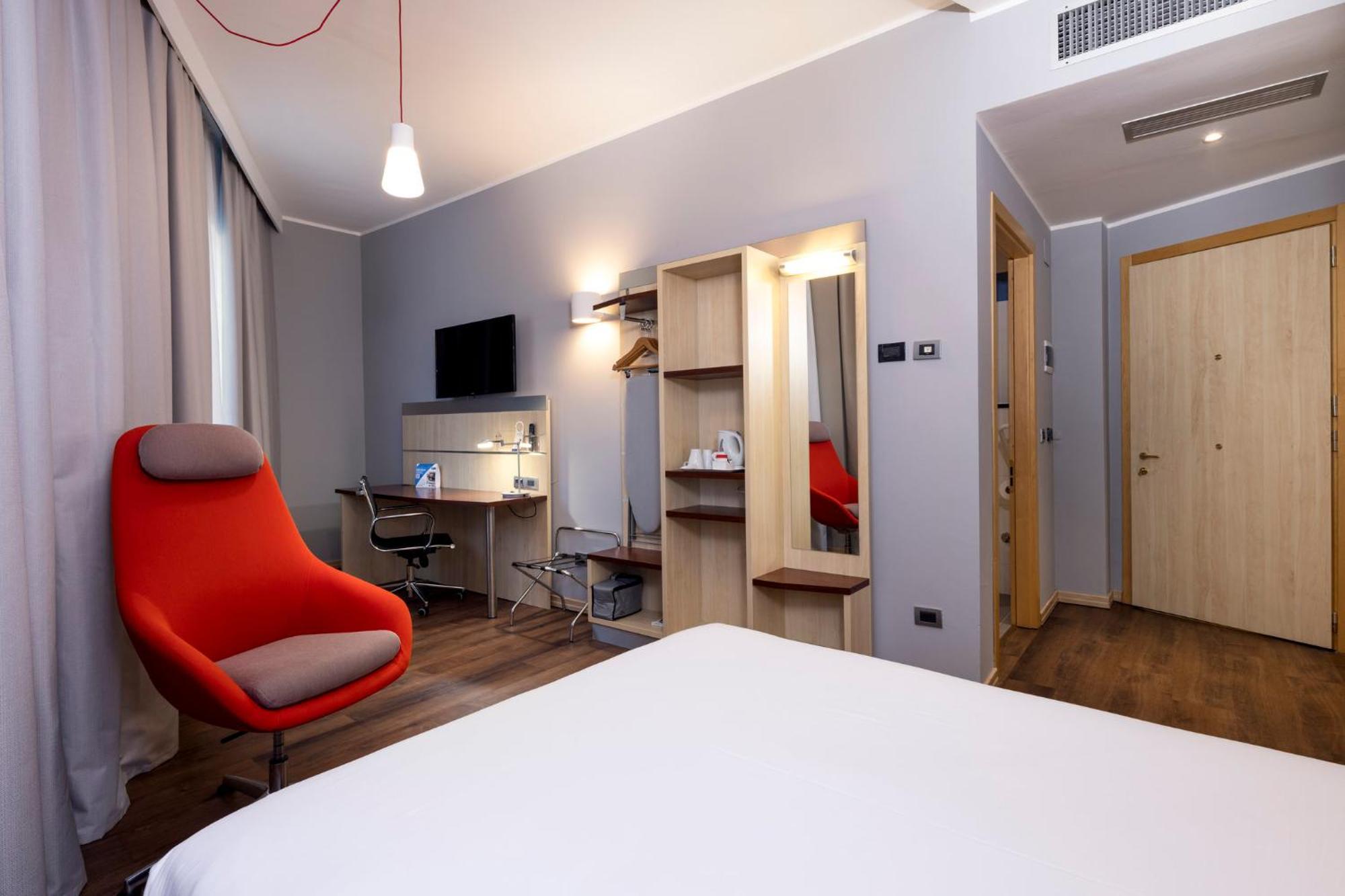 Hotel Express By Ihg